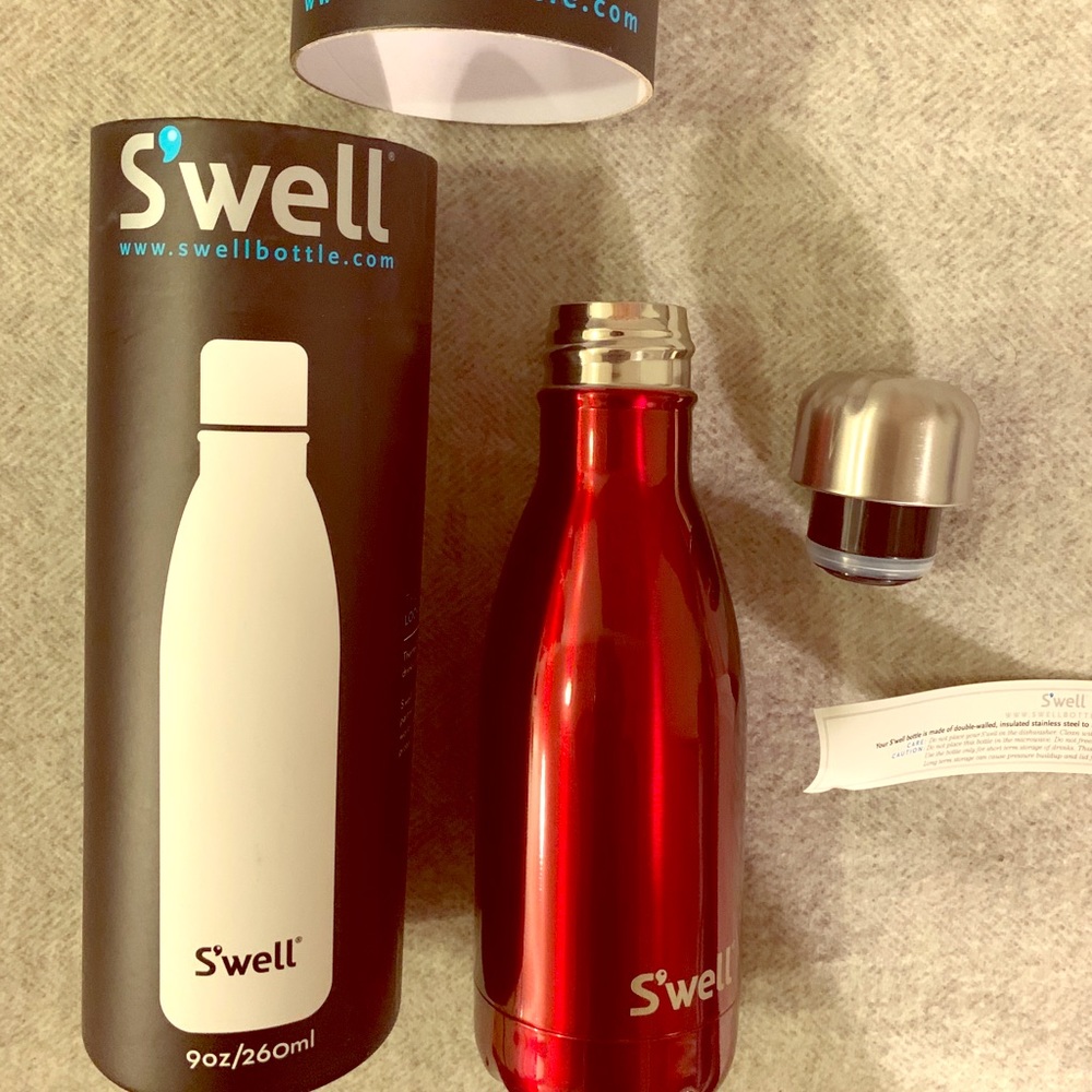 Rowboat Red 9 oz, 260 ml (S) S’well Bottle